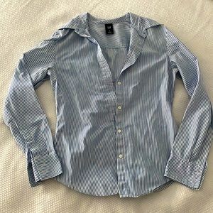 GAP long sleeve button down shirt